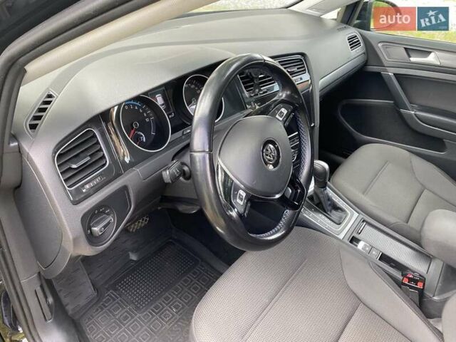 Чорний Фольксваген e-Golf, об'ємом двигуна 0 л та пробігом 62 тис. км за 15200 $, фото 12 на Automoto.ua