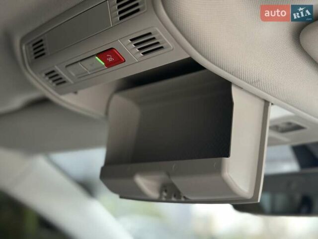 Черный Фольксваген e-Golf, объемом двигателя 0 л и пробегом 64 тыс. км за 16000 $, фото 35 на Automoto.ua