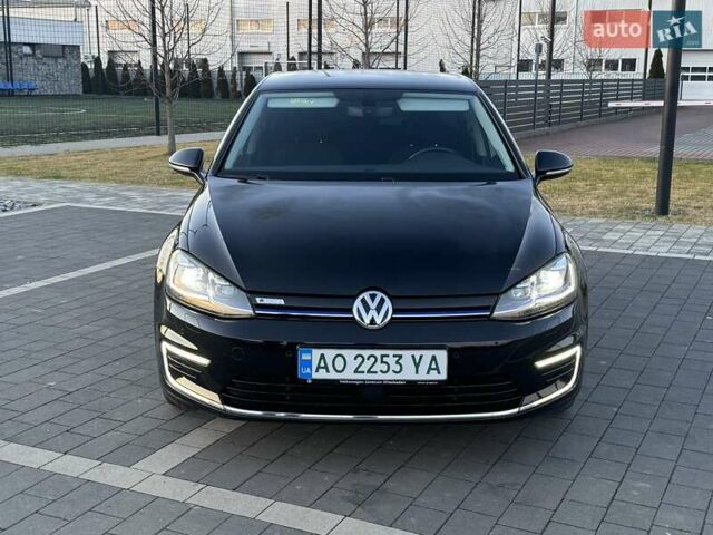 Черный Фольксваген e-Golf, объемом двигателя 0 л и пробегом 80 тыс. км за 13500 $, фото 13 на Automoto.ua