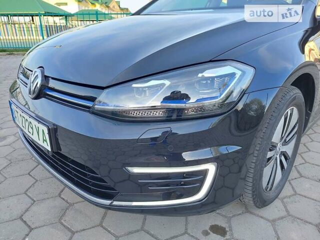 Черный Фольксваген e-Golf, объемом двигателя 0 л и пробегом 41 тыс. км за 15900 $, фото 8 на Automoto.ua