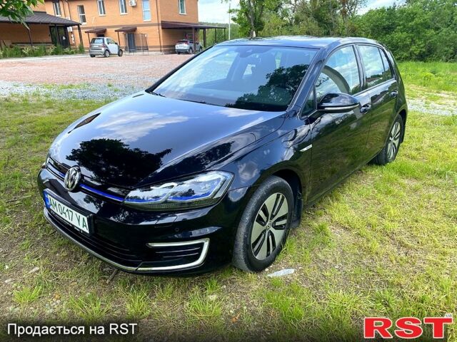 Чорний Фольксваген e-Golf, об'ємом двигуна 0 л та пробігом 62 тис. км за 15200 $, фото 2 на Automoto.ua
