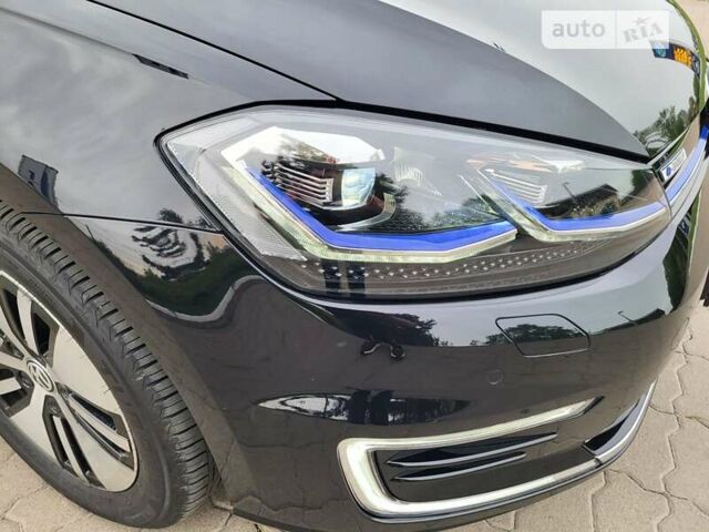 Черный Фольксваген e-Golf, объемом двигателя 0 л и пробегом 56 тыс. км за 14950 $, фото 10 на Automoto.ua