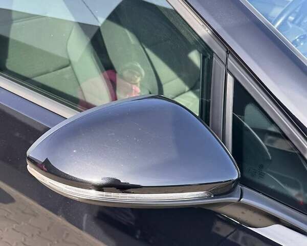 Черный Фольксваген e-Golf, объемом двигателя 0 л и пробегом 80 тыс. км за 16500 $, фото 1 на Automoto.ua