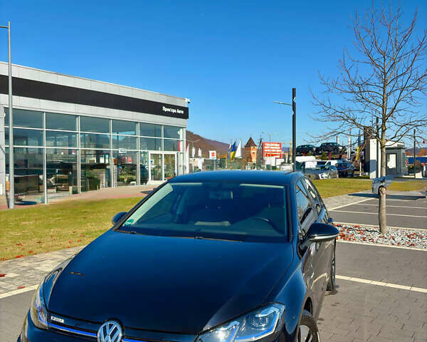 Черный Фольксваген e-Golf, объемом двигателя 0 л и пробегом 59 тыс. км за 13500 $, фото 8 на Automoto.ua