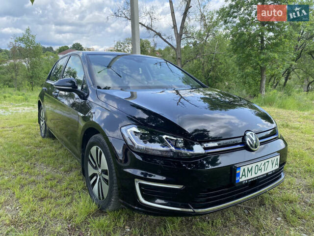 Черный Фольксваген e-Golf, объемом двигателя 0 л и пробегом 62 тыс. км за 14500 $, фото 3 на Automoto.ua