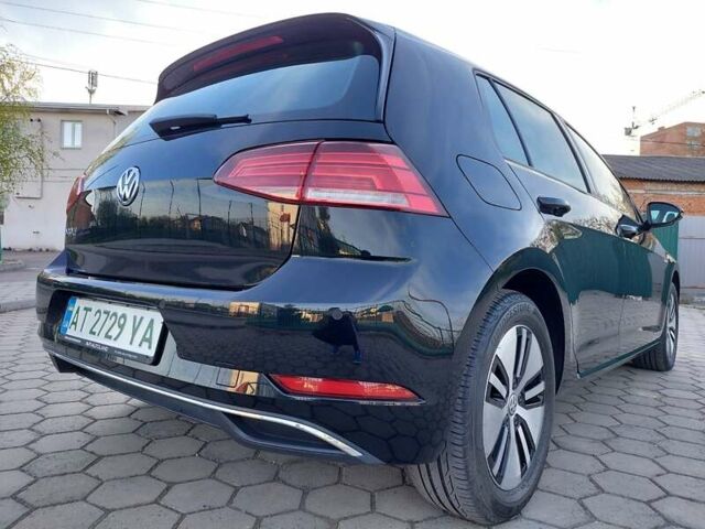 Черный Фольксваген e-Golf, объемом двигателя 0 л и пробегом 41 тыс. км за 15900 $, фото 20 на Automoto.ua