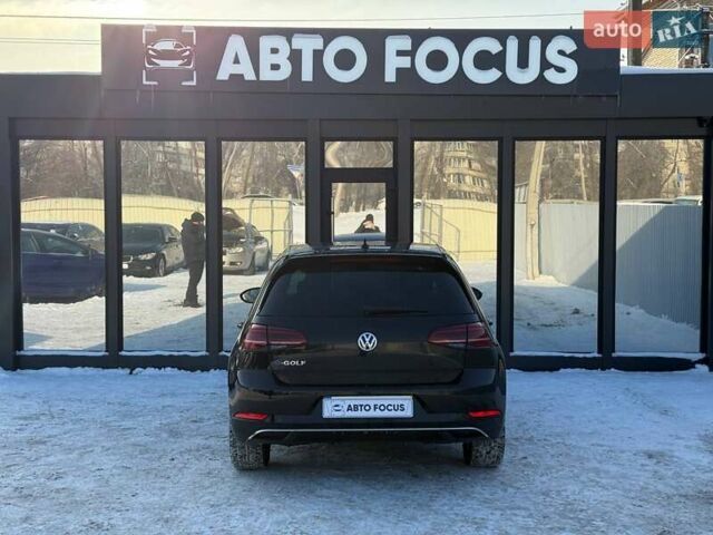 Черный Фольксваген e-Golf, объемом двигателя 0 л и пробегом 135 тыс. км за 14490 $, фото 6 на Automoto.ua
