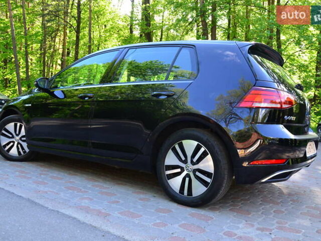 Черный Фольксваген e-Golf, объемом двигателя 0 л и пробегом 92 тыс. км за 11950 $, фото 28 на Automoto.ua
