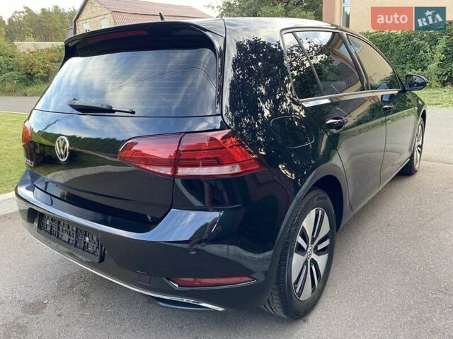 Черный Фольксваген e-Golf, объемом двигателя 0 л и пробегом 49 тыс. км за 15800 $, фото 6 на Automoto.ua