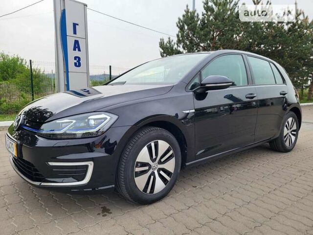 Черный Фольксваген e-Golf, объемом двигателя 0 л и пробегом 56 тыс. км за 14950 $, фото 6 на Automoto.ua