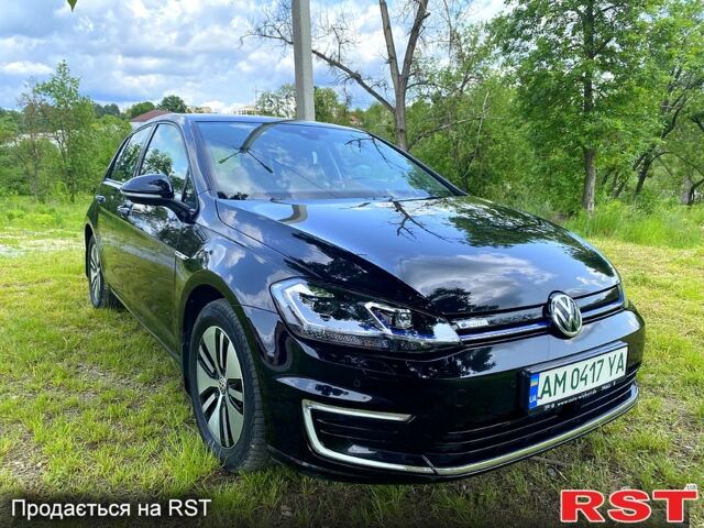 Чорний Фольксваген e-Golf, об'ємом двигуна 0 л та пробігом 62 тис. км за 15200 $, фото 3 на Automoto.ua