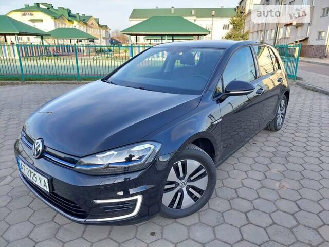 Черный Фольксваген e-Golf, объемом двигателя 0 л и пробегом 41 тыс. км за 15900 $, фото 6 на Automoto.ua