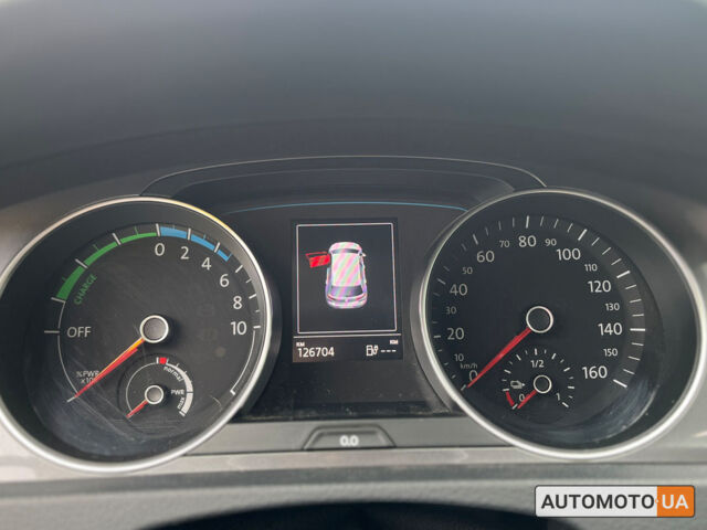 Коричневый Фольксваген e-Golf, объемом двигателя 24 л и пробегом 126 тыс. км за 11700 $, фото 13 на Automoto.ua