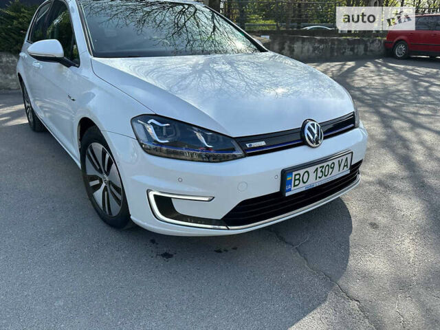 Коричневый Фольксваген e-Golf, объемом двигателя 0 л и пробегом 100 тыс. км за 10300 $, фото 47 на Automoto.ua