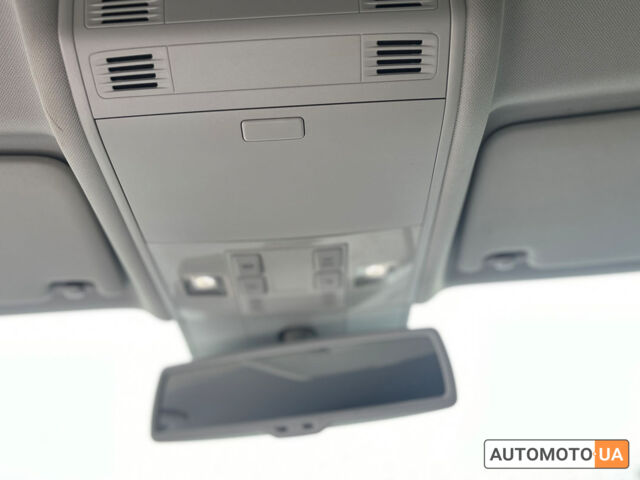 Коричневый Фольксваген e-Golf, объемом двигателя 24 л и пробегом 126 тыс. км за 11700 $, фото 18 на Automoto.ua