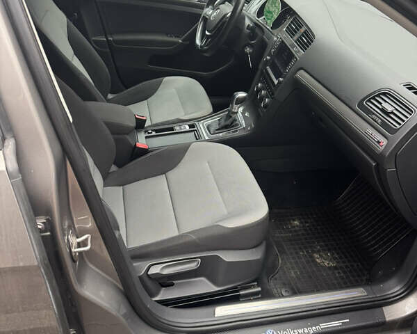 Коричневый Фольксваген e-Golf, объемом двигателя 0 л и пробегом 179 тыс. км за 8500 $, фото 9 на Automoto.ua