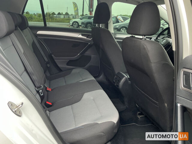 Коричневый Фольксваген e-Golf, объемом двигателя 24 л и пробегом 126 тыс. км за 11700 $, фото 21 на Automoto.ua