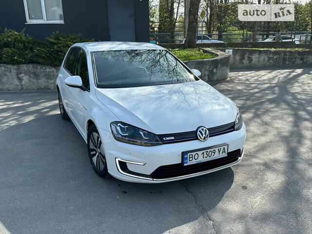 Коричневый Фольксваген e-Golf, объемом двигателя 0 л и пробегом 100 тыс. км за 10300 $, фото 49 на Automoto.ua