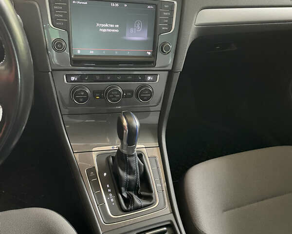 Коричневый Фольксваген e-Golf, объемом двигателя 0 л и пробегом 131 тыс. км за 8599 $, фото 14 на Automoto.ua