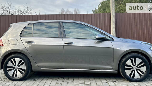 Коричневий Фольксваген e-Golf, об'ємом двигуна 0 л та пробігом 85 тис. км за 10550 $, фото 12 на Automoto.ua