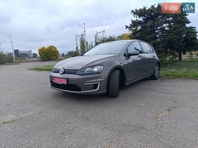 Коричневый Фольксваген e-Golf, объемом двигателя 0 л и пробегом 150 тыс. км за 9700 $, фото 8 на Automoto.ua