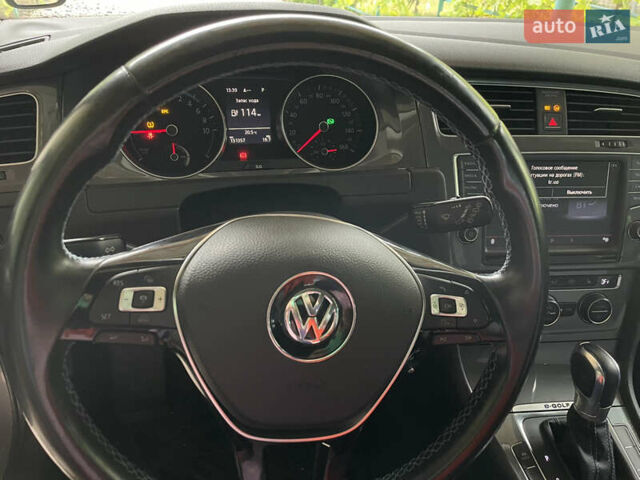Коричневый Фольксваген e-Golf, объемом двигателя 0 л и пробегом 131 тыс. км за 8599 $, фото 16 на Automoto.ua