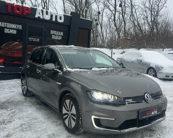 Коричневий Фольксваген e-Golf, об'ємом двигуна 0 л та пробігом 128 тис. км за 8499 $, фото 2 на Automoto.ua