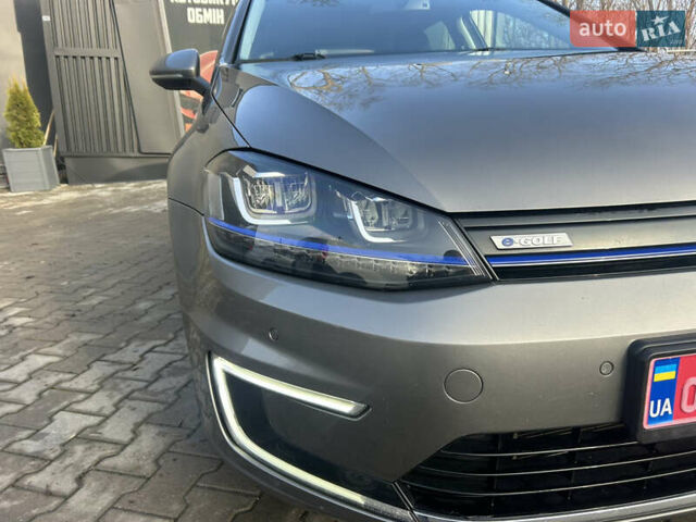 Коричневый Фольксваген e-Golf, объемом двигателя 0 л и пробегом 128 тыс. км за 8499 $, фото 1 на Automoto.ua
