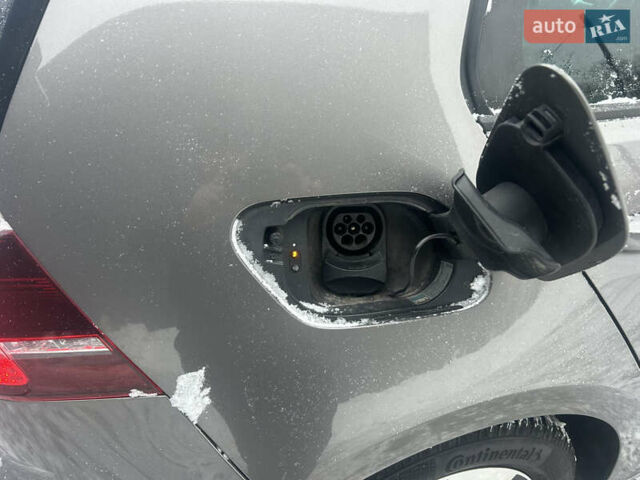 Коричневий Фольксваген e-Golf, об'ємом двигуна 0 л та пробігом 128 тис. км за 8499 $, фото 14 на Automoto.ua