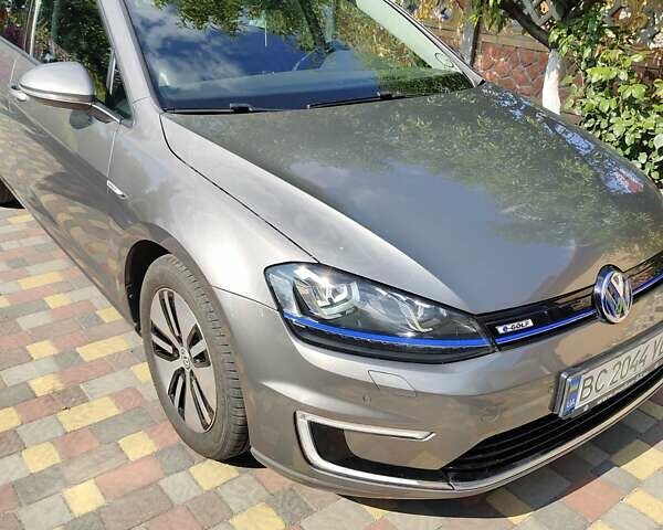 Коричневый Фольксваген e-Golf, объемом двигателя 0 л и пробегом 135 тыс. км за 8990 $, фото 2 на Automoto.ua