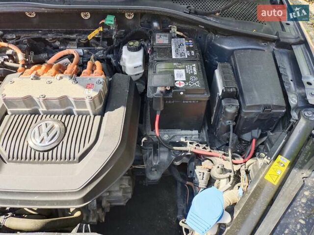 Коричневый Фольксваген e-Golf, объемом двигателя 0 л и пробегом 135 тыс. км за 8990 $, фото 33 на Automoto.ua