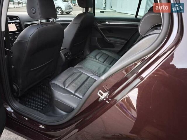 Коричневый Фольксваген e-Golf, объемом двигателя 0 л и пробегом 145 тыс. км за 15999 $, фото 43 на Automoto.ua