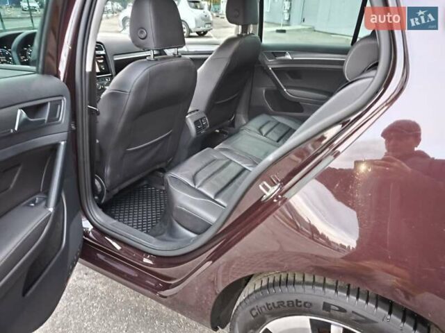 Коричневый Фольксваген e-Golf, объемом двигателя 0 л и пробегом 145 тыс. км за 15999 $, фото 44 на Automoto.ua