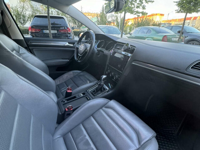 Червоний Фольксваген e-Golf, об'ємом двигуна 0 л та пробігом 119 тис. км за 13500 $, фото 11 на Automoto.ua