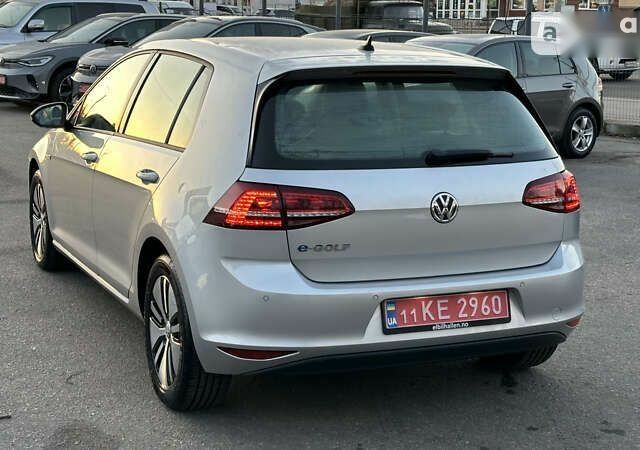 Фольксваген e-Golf, объемом двигателя 0 л и пробегом 99 тыс. км за 12900 $, фото 9 на Automoto.ua