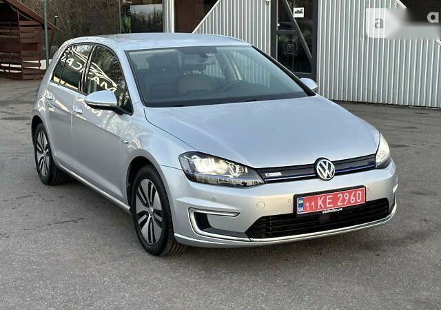 Фольксваген e-Golf, объемом двигателя 0 л и пробегом 99 тыс. км за 12900 $, фото 3 на Automoto.ua