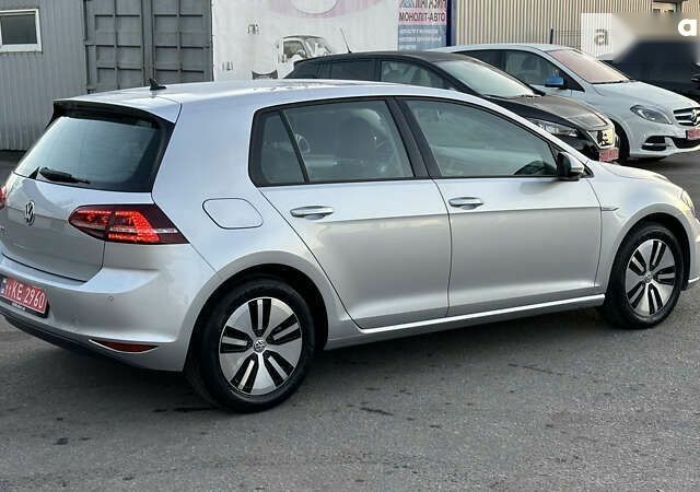 Фольксваген e-Golf, объемом двигателя 0 л и пробегом 99 тыс. км за 12900 $, фото 6 на Automoto.ua