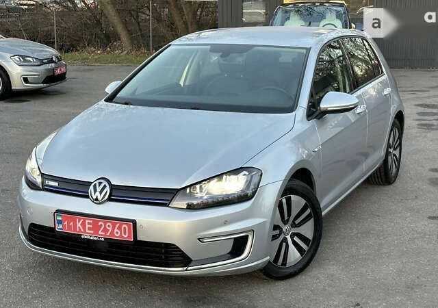 Фольксваген e-Golf, объемом двигателя 0 л и пробегом 99 тыс. км за 12900 $, фото 1 на Automoto.ua