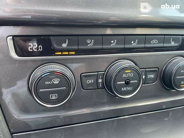 Фольксваген e-Golf, объемом двигателя 0 л и пробегом 55 тыс. км за 12500 $, фото 19 на Automoto.ua