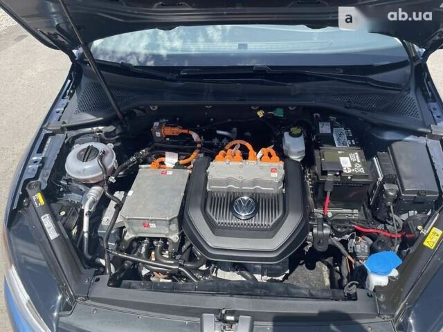Фольксваген e-Golf, объемом двигателя 0 л и пробегом 55 тыс. км за 12500 $, фото 8 на Automoto.ua