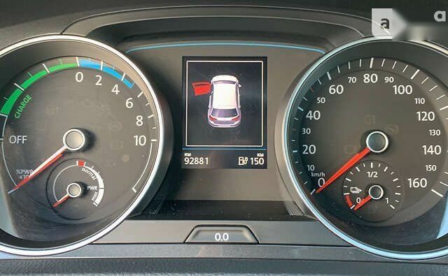 Фольксваген e-Golf, объемом двигателя 0 л и пробегом 92 тыс. км за 19950 $, фото 14 на Automoto.ua