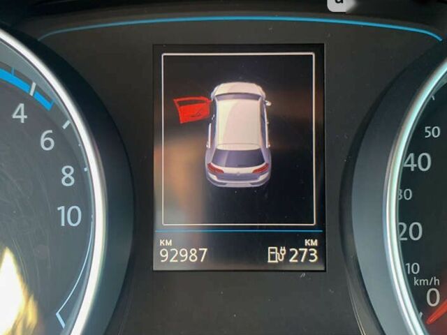 Фольксваген e-Golf, объемом двигателя 0 л и пробегом 92 тыс. км за 19950 $, фото 15 на Automoto.ua