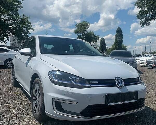 Фольксваген e-Golf, об'ємом двигуна 0 л та пробігом 3 тис. км за 26200 $, фото 2 на Automoto.ua