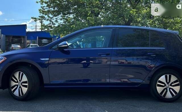 Фольксваген e-Golf, объемом двигателя 0 л и пробегом 20 тыс. км за 21500 $, фото 5 на Automoto.ua