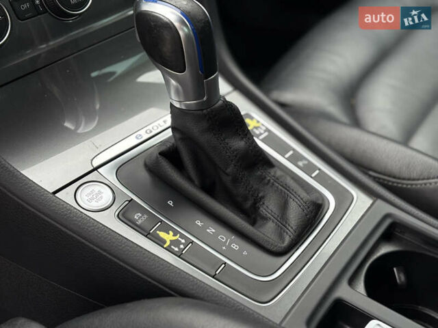 Фольксваген e-Golf, объемом двигателя 0 л и пробегом 130 тыс. км за 8800 $, фото 34 на Automoto.ua