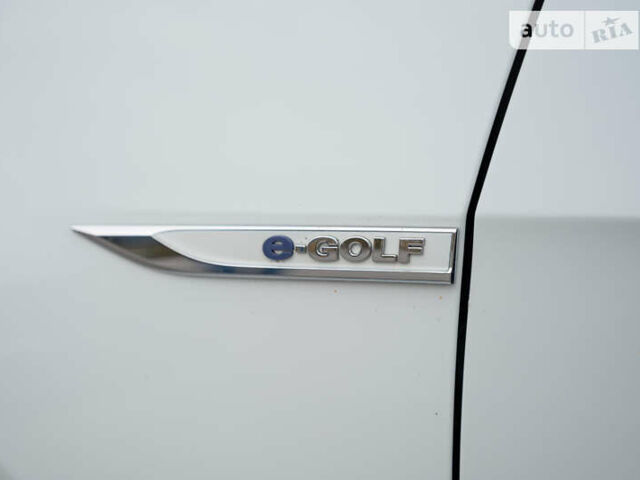 Фольксваген e-Golf, объемом двигателя 0 л и пробегом 110 тыс. км за 10500 $, фото 10 на Automoto.ua