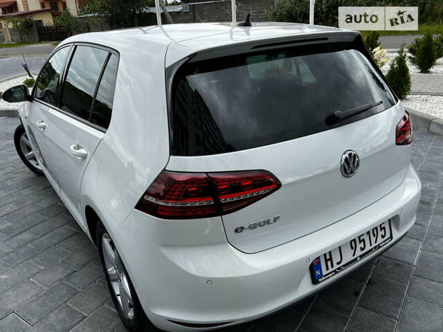 Фольксваген e-Golf, объемом двигателя 0 л и пробегом 87 тыс. км за 11999 $, фото 25 на Automoto.ua