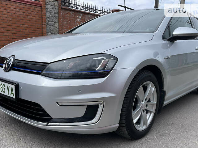 Фольксваген e-Golf, об'ємом двигуна 0 л та пробігом 142 тис. км за 9499 $, фото 5 на Automoto.ua