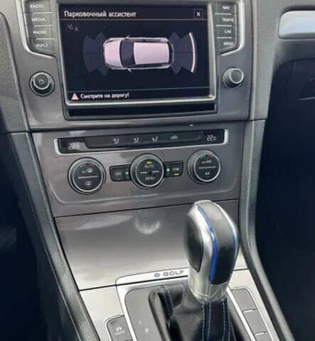 Фольксваген e-Golf, объемом двигателя 0 л и пробегом 141 тыс. км за 8999 $, фото 15 на Automoto.ua