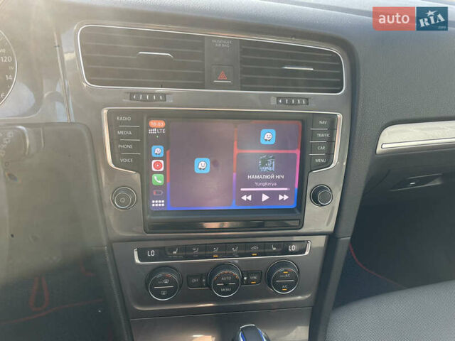 Фольксваген e-Golf, объемом двигателя 0 л и пробегом 110 тыс. км за 10800 $, фото 11 на Automoto.ua